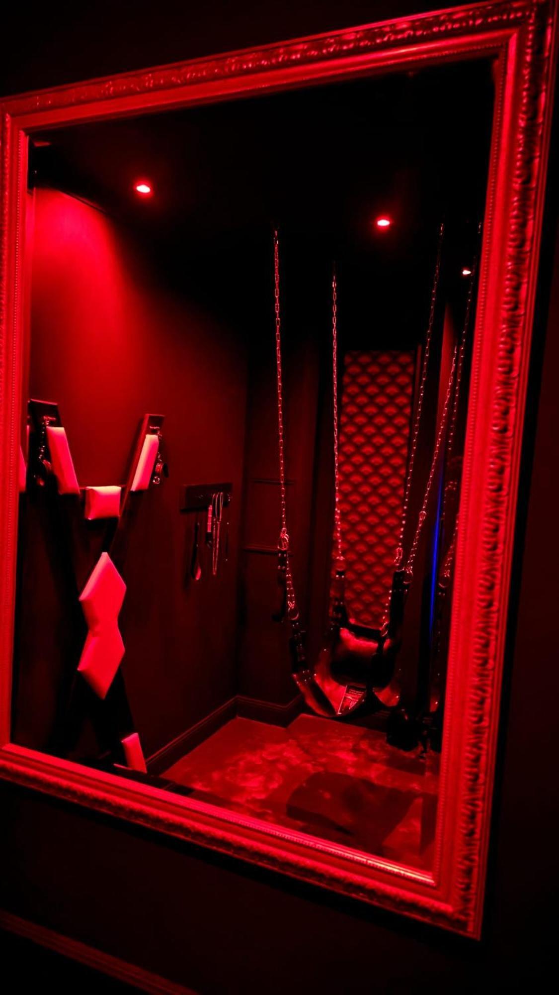 O' Plaisirs Interdits - Loveroom Caen Exterior foto